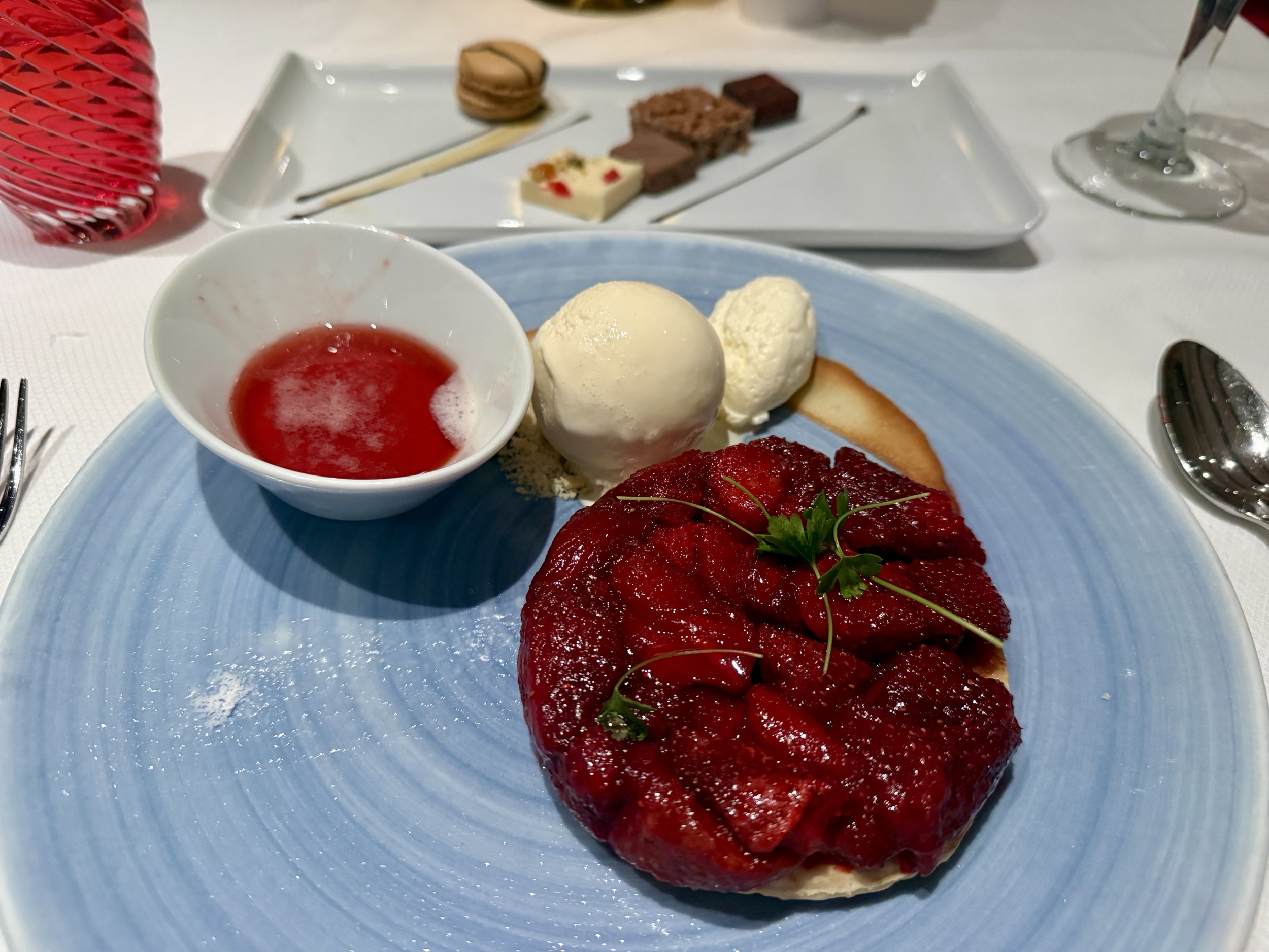 Warm Strawberry Tarte Tatin from Rudi's Sel de Mer on Rotterdam