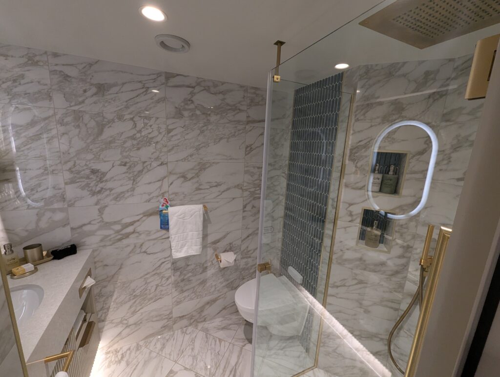 Concierge 1-Bedroom Suite with Verandah on Disney Magic (8032)