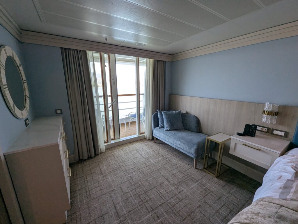 Concierge 1-Bedroom Suite with Verandah on Disney Magic (8032)