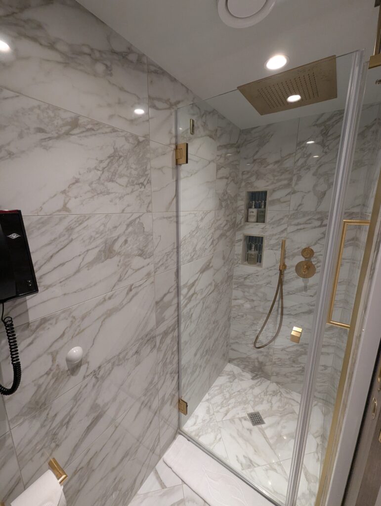 Concierge 1-Bedroom Suite with Verandah on Disney Magic (8032)