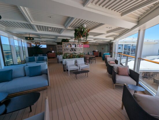 Disney Magic Concierge Lounge outdoor deck