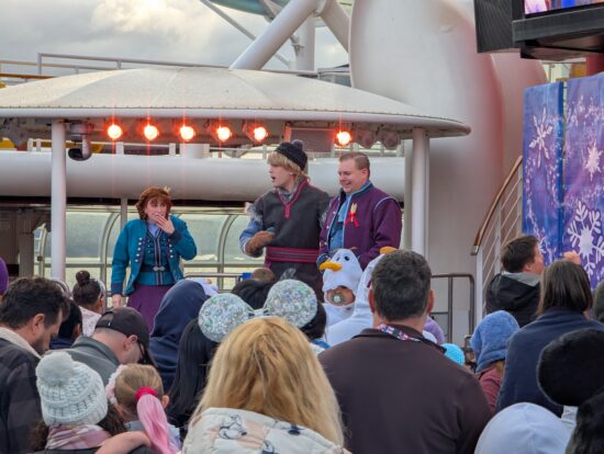 Frozen Sing-a-long on the Disney Magic