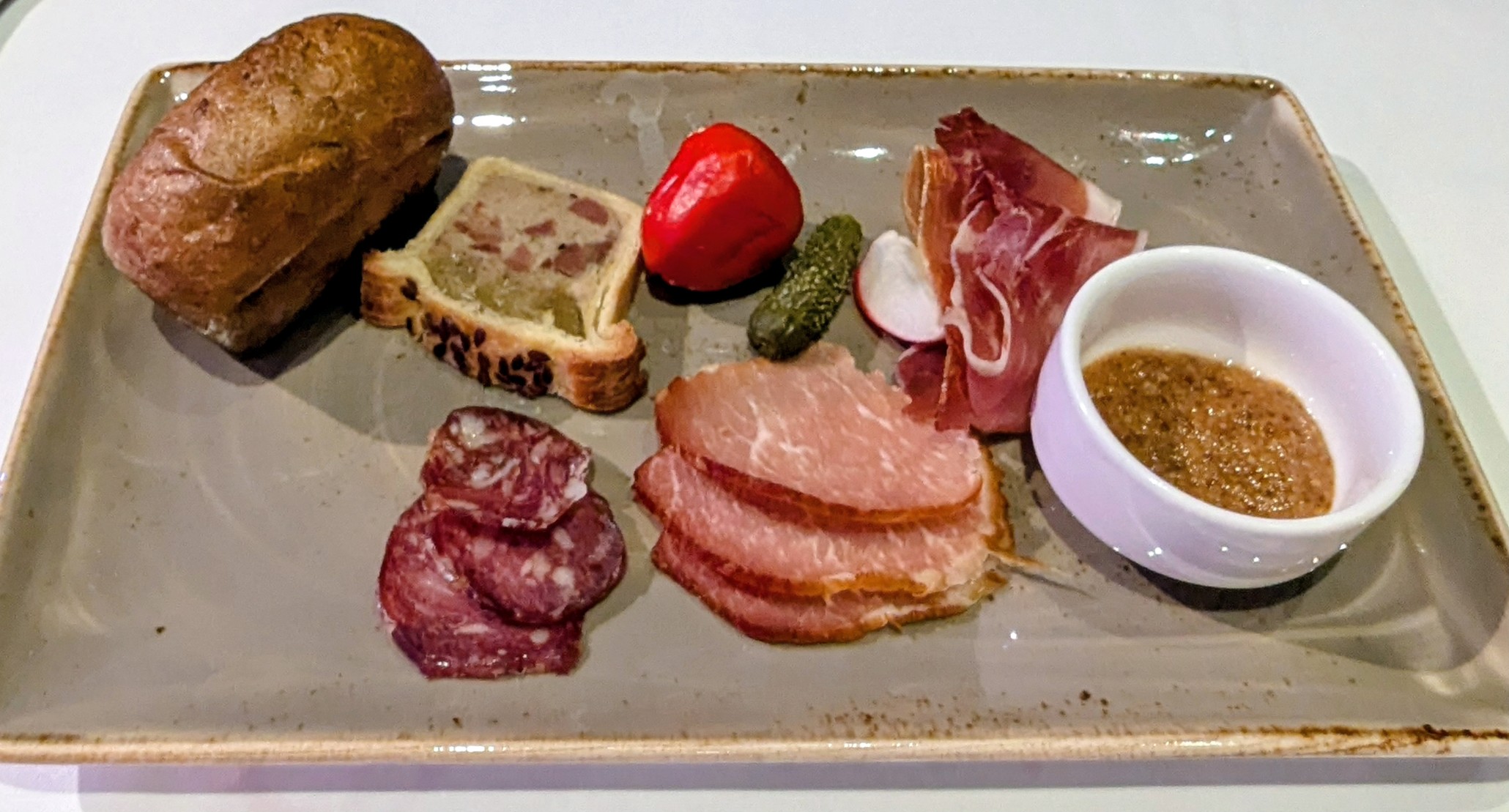 Snuggly Duckling Platter
